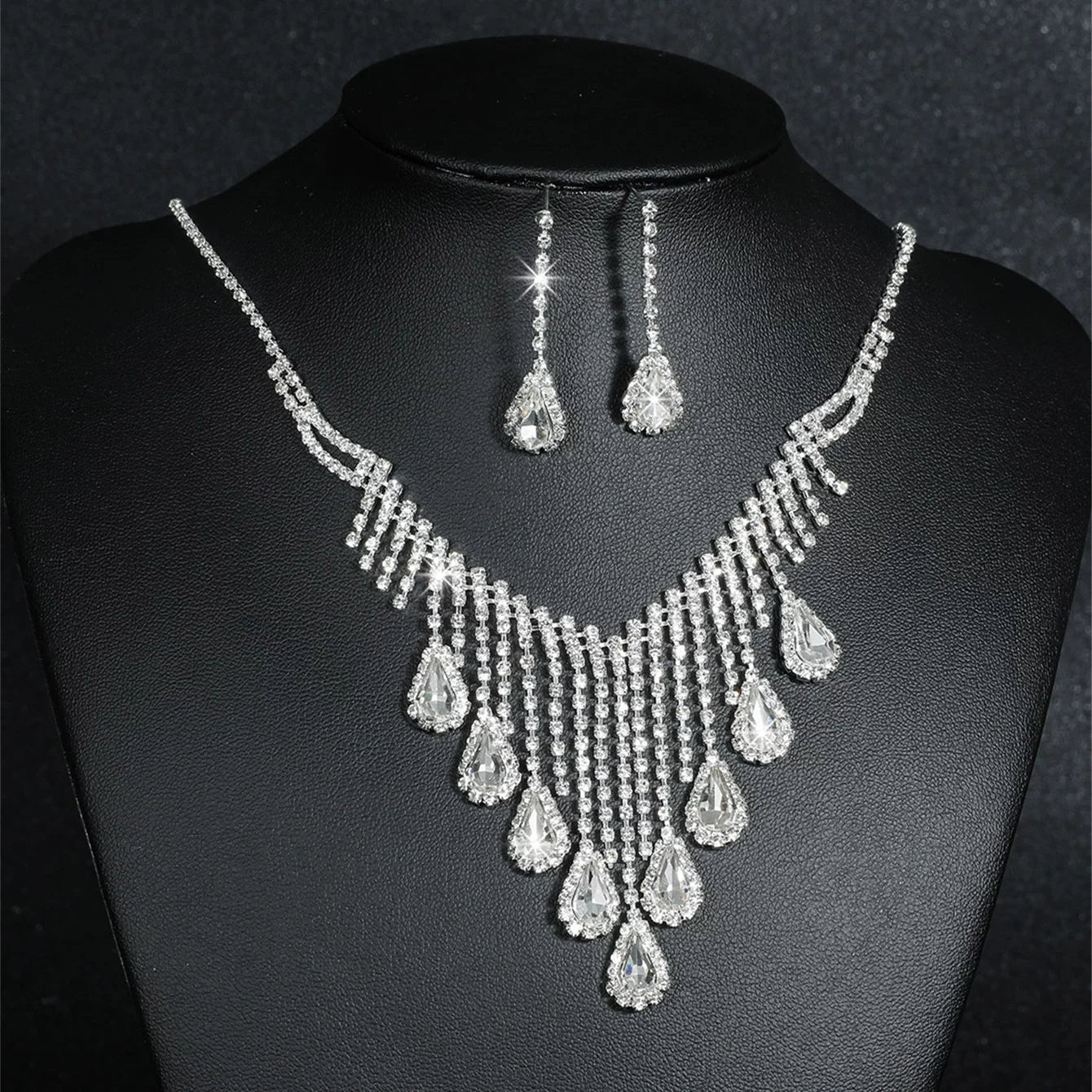 Luxury Rhinestone Necklace & Earrings Set – 2 Pieces Sparkling Jewelry Set for Women