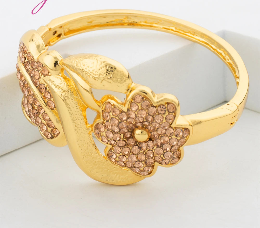 Luxury Gold-Plated Jewelry Set for Women – Necklace, Earrings, Bangle & Ring