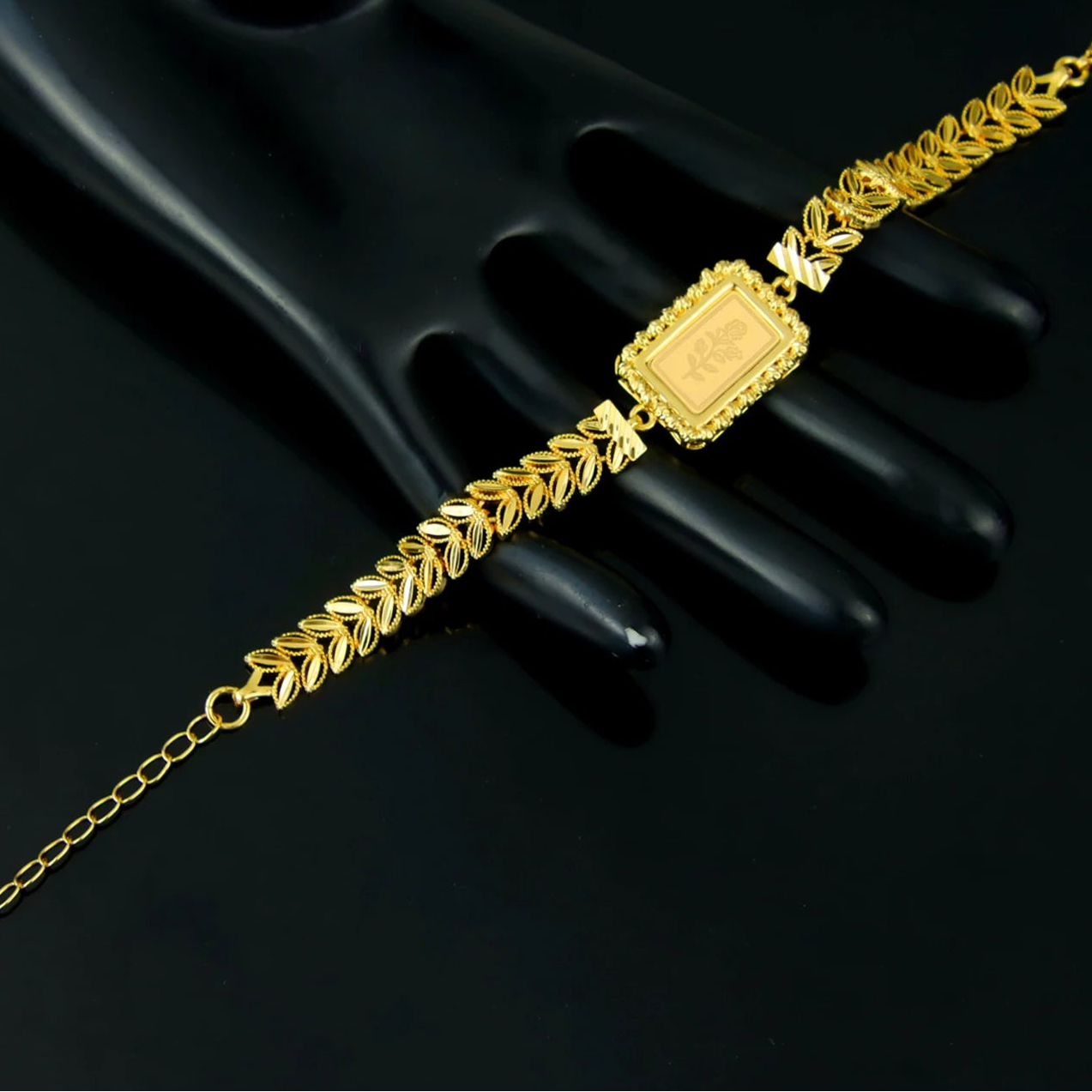 Luxury Dubai Bridal Gold Jewelry Set – Necklace, Bracelet & Earrings