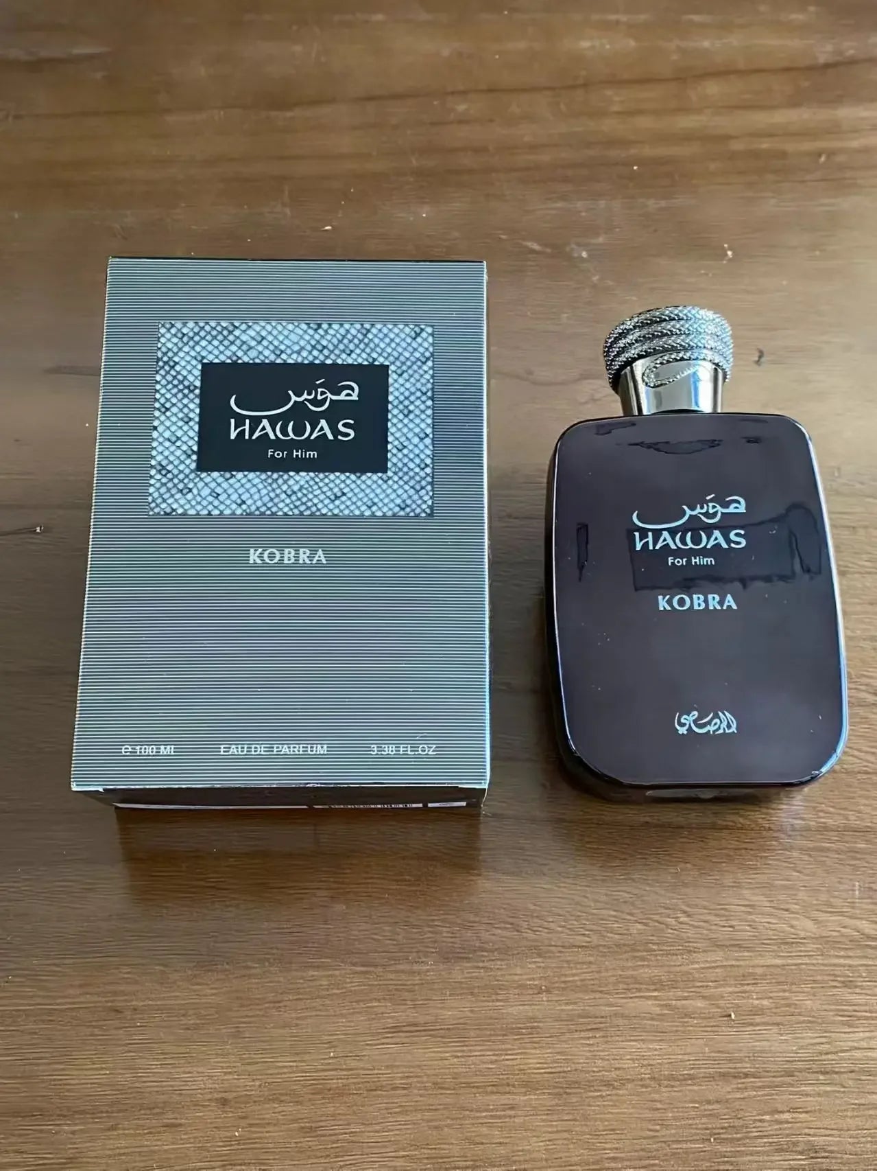 Discover a refined and modern fragrance designed for confidence, freshness, and elegance.