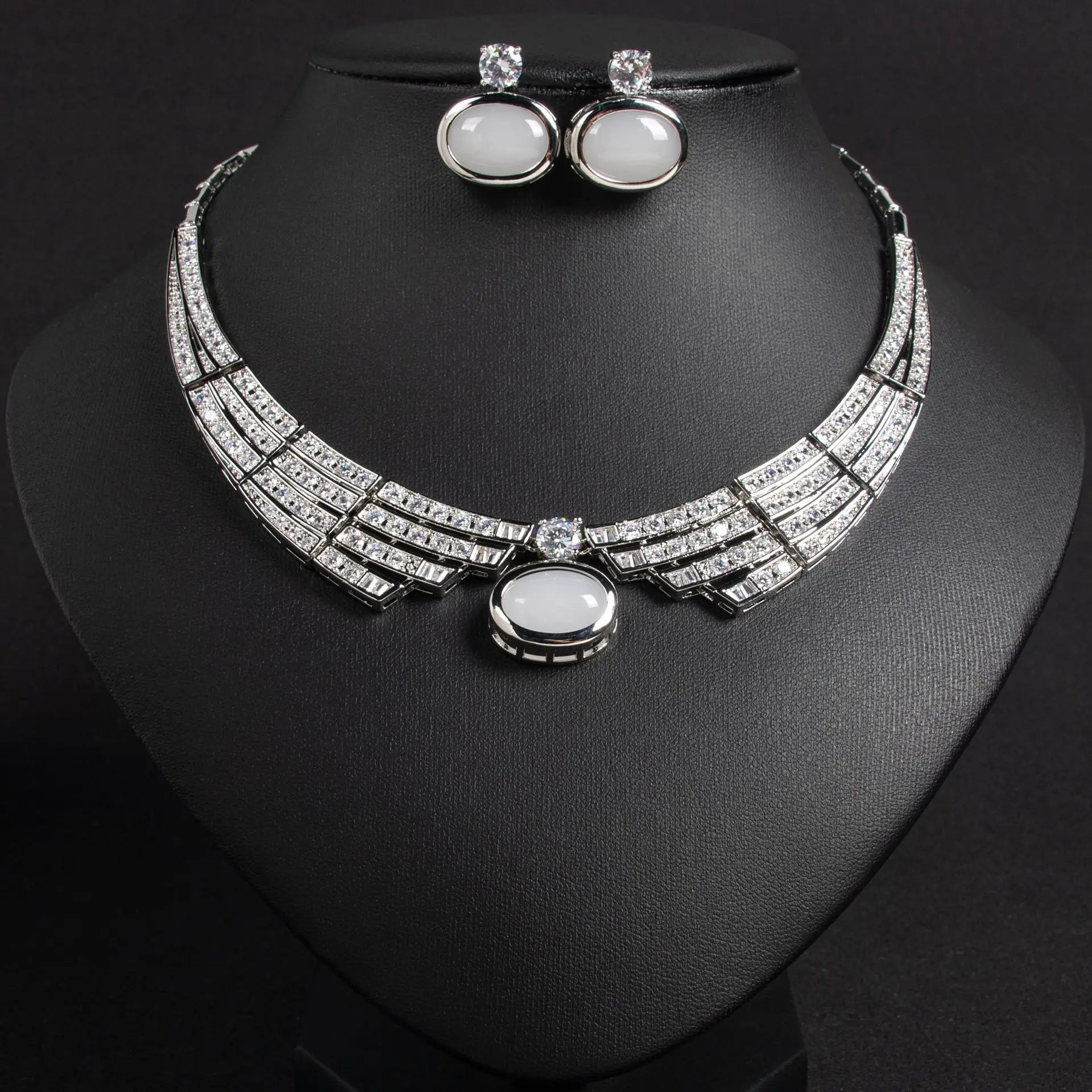 Luxury Bridal Crystal Jewelry Set – Necklace & Earrings – Gold Plated – 4 Colors