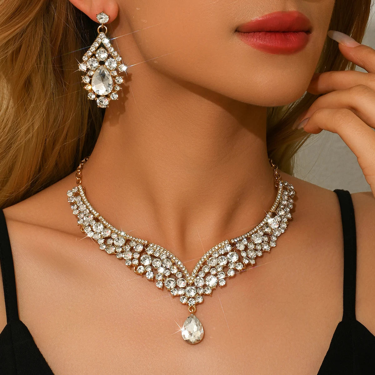 Luxury Crystal Necklace & Earrings Jewelry Set – Gold Tone Bridal Wedding Party Jewelry