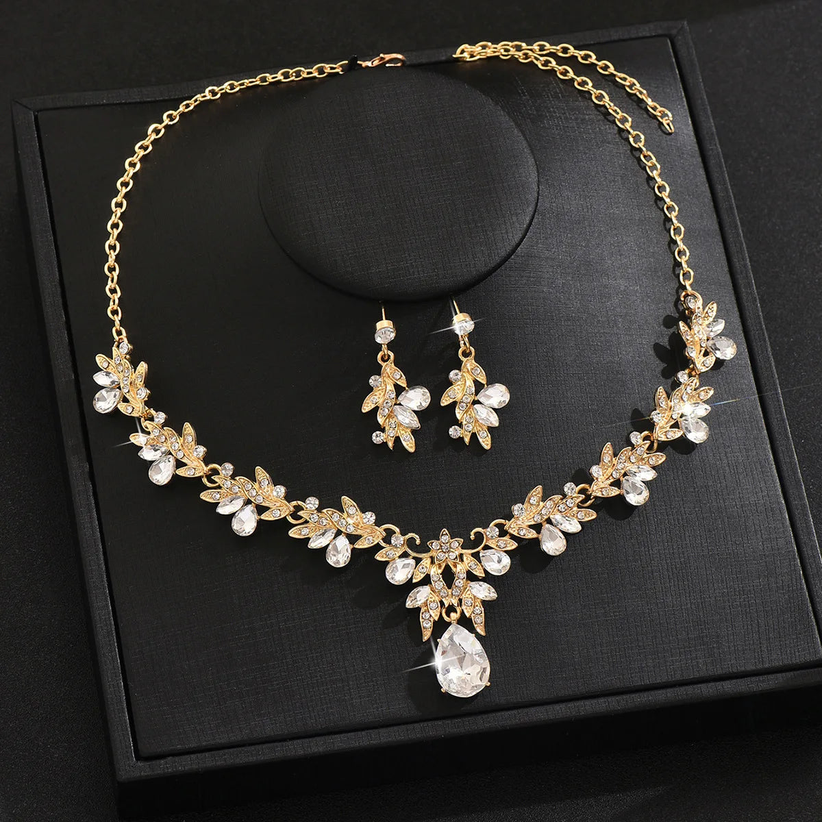 Luxury Crystal Bridal Jewelry Set – Necklace, Earrings & Ring | Wedding & Evening Elegance