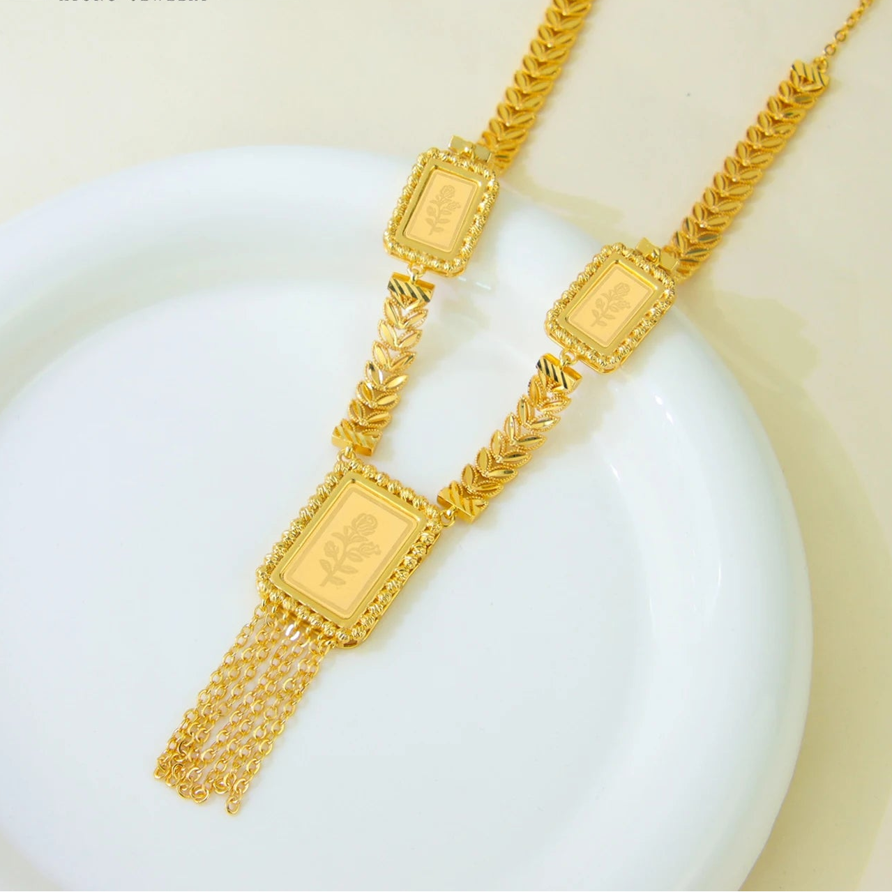 Luxury Dubai Bridal Gold Jewelry Set – Necklace, Bracelet & Earrings
